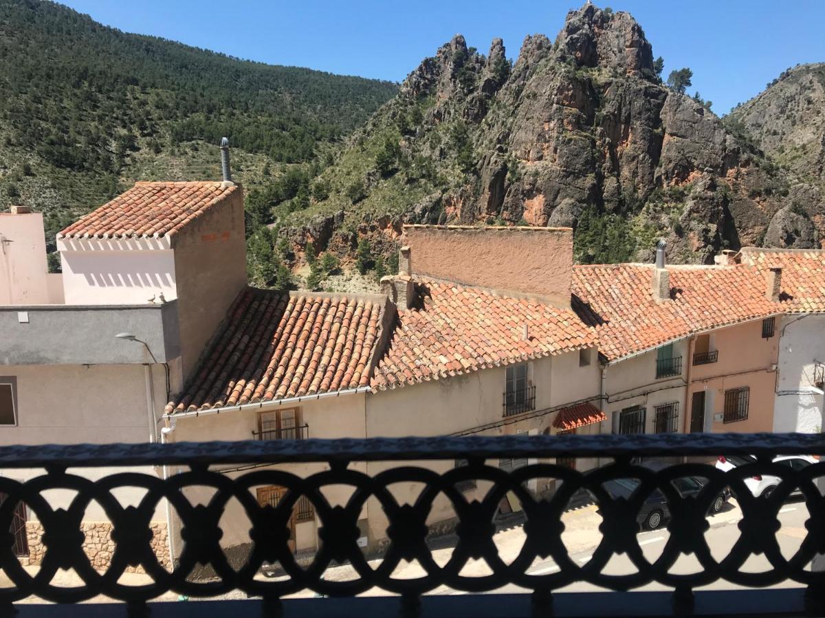Alojamientos Rurales Entre Rocas Ayna Exteriör bild